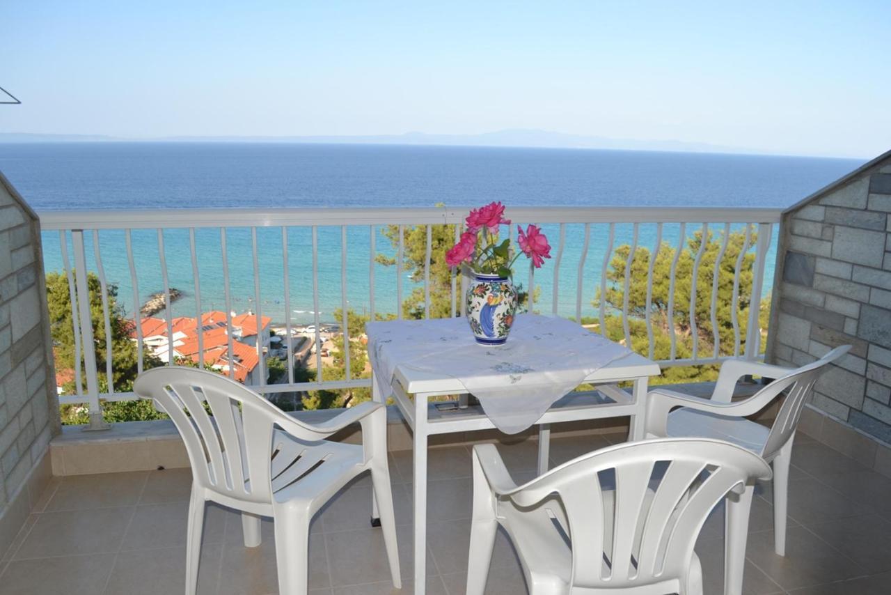 Nikos Rooms Kallithea Kallithea  Dış mekan fotoğraf