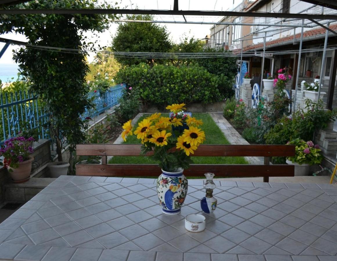 Nikos Rooms Kallithea Kallithea  Dış mekan fotoğraf