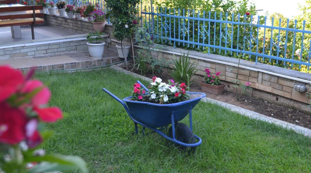 Nikos Rooms Kallithea Kallithea  Dış mekan fotoğraf